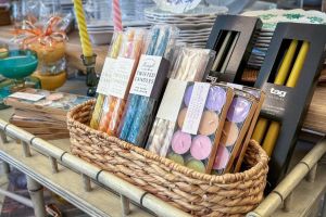 the gift shop 