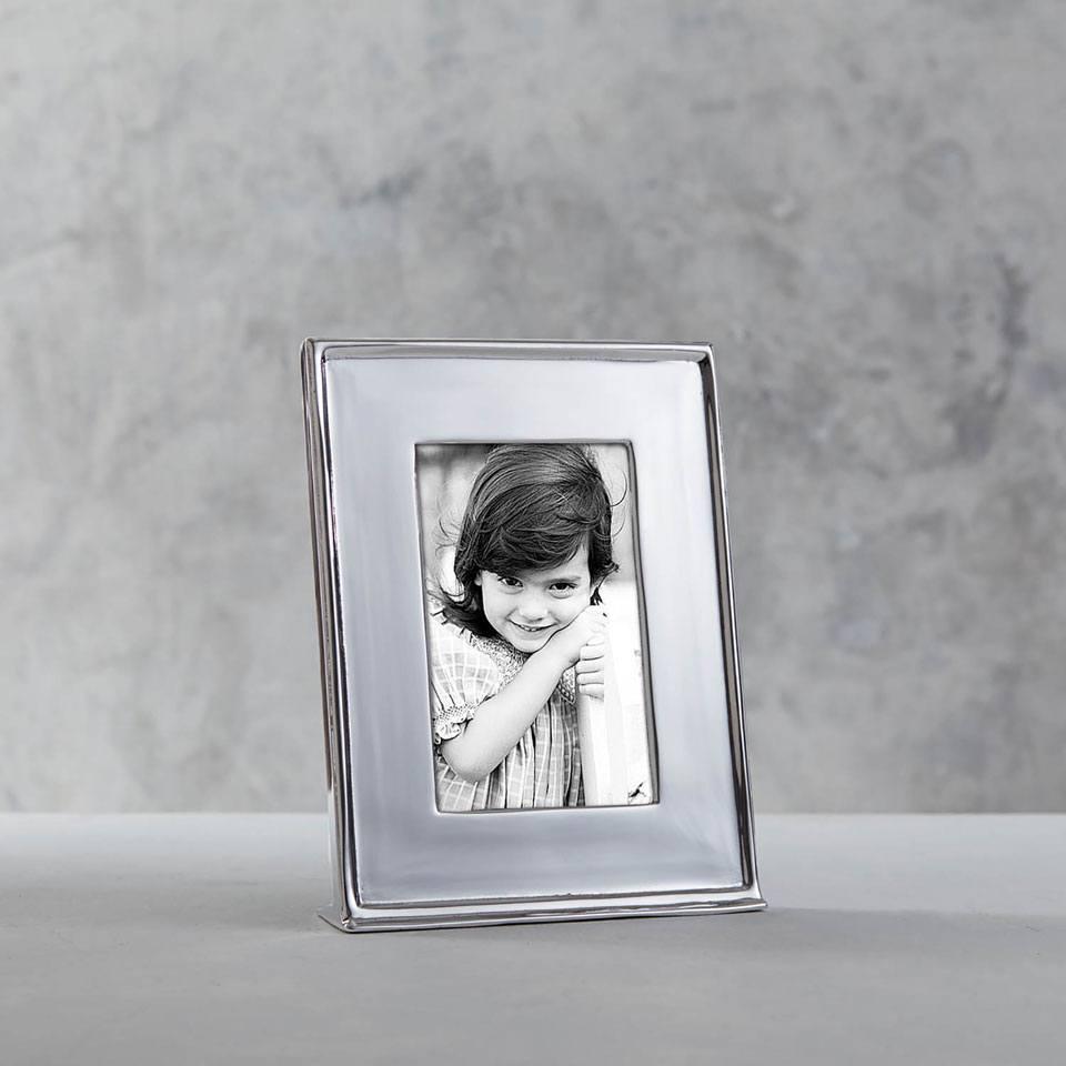 Jason Vertical Frame