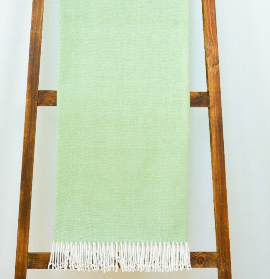 Adirondack Herringbone Woven Throw