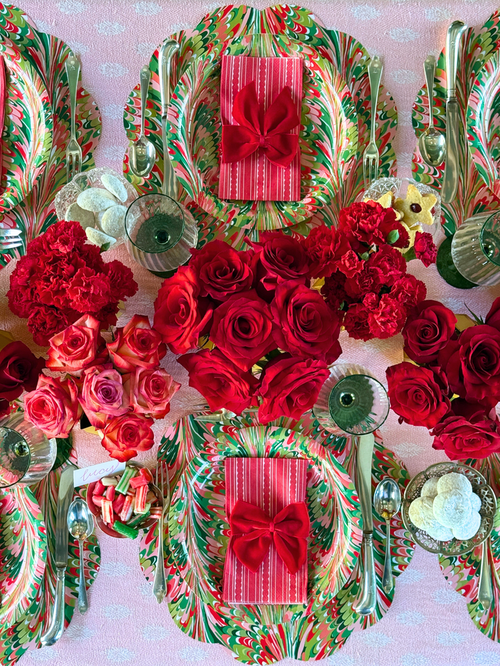 Christmas Marble Scalloped Paper Placemats | Set of 24